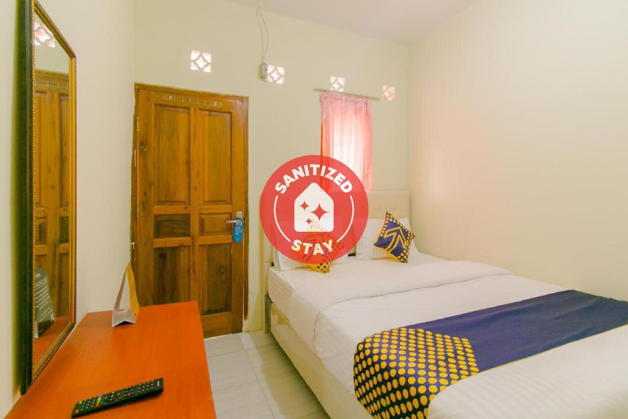 Ayu Homestay Syariah סוקאבומי מראה חיצוני תמונה