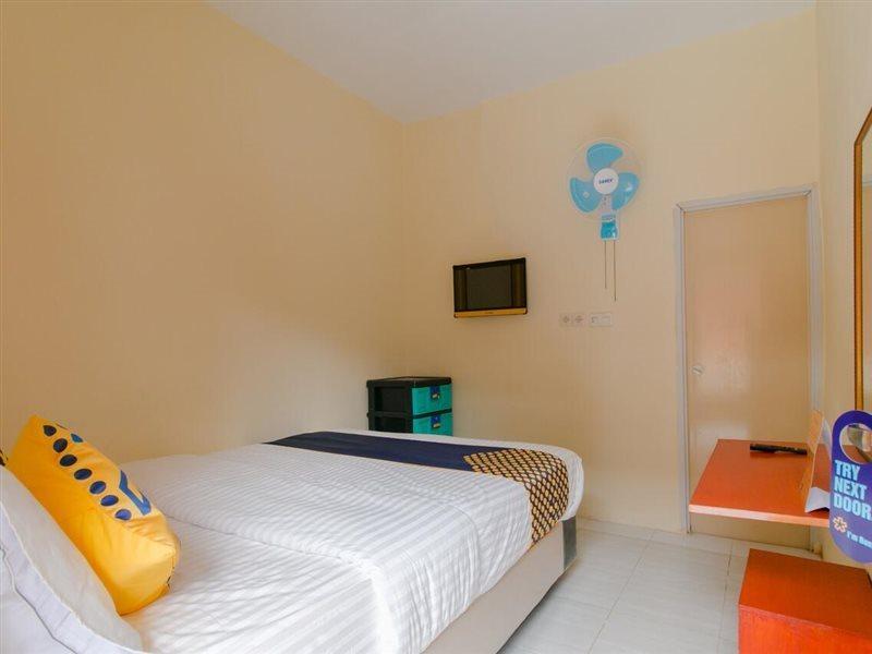 Ayu Homestay Syariah סוקאבומי מראה חיצוני תמונה