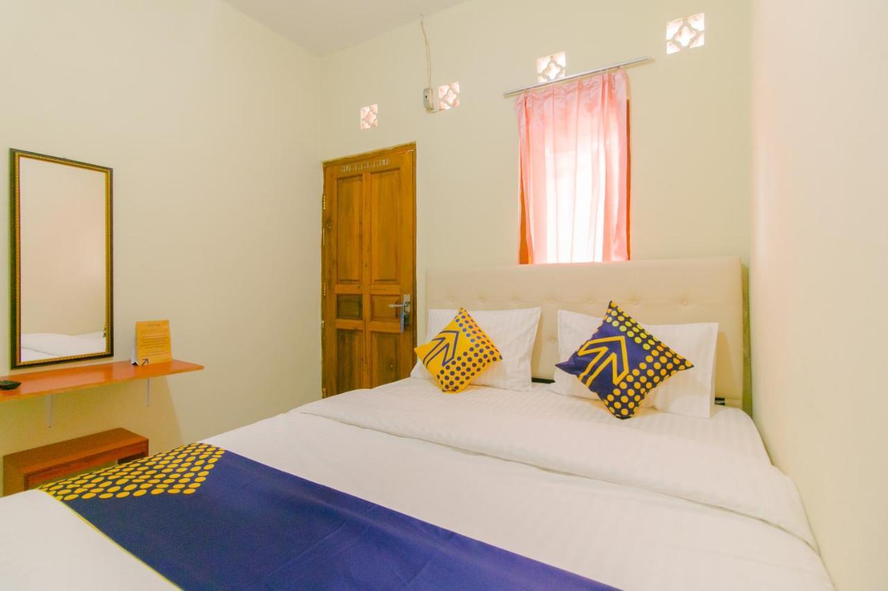 Ayu Homestay Syariah סוקאבומי מראה חיצוני תמונה