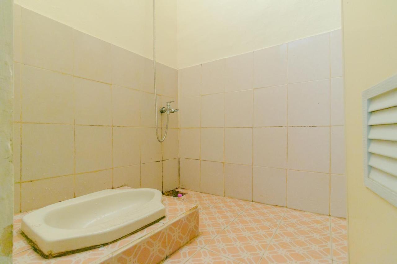 Ayu Homestay Syariah סוקאבומי מראה חיצוני תמונה