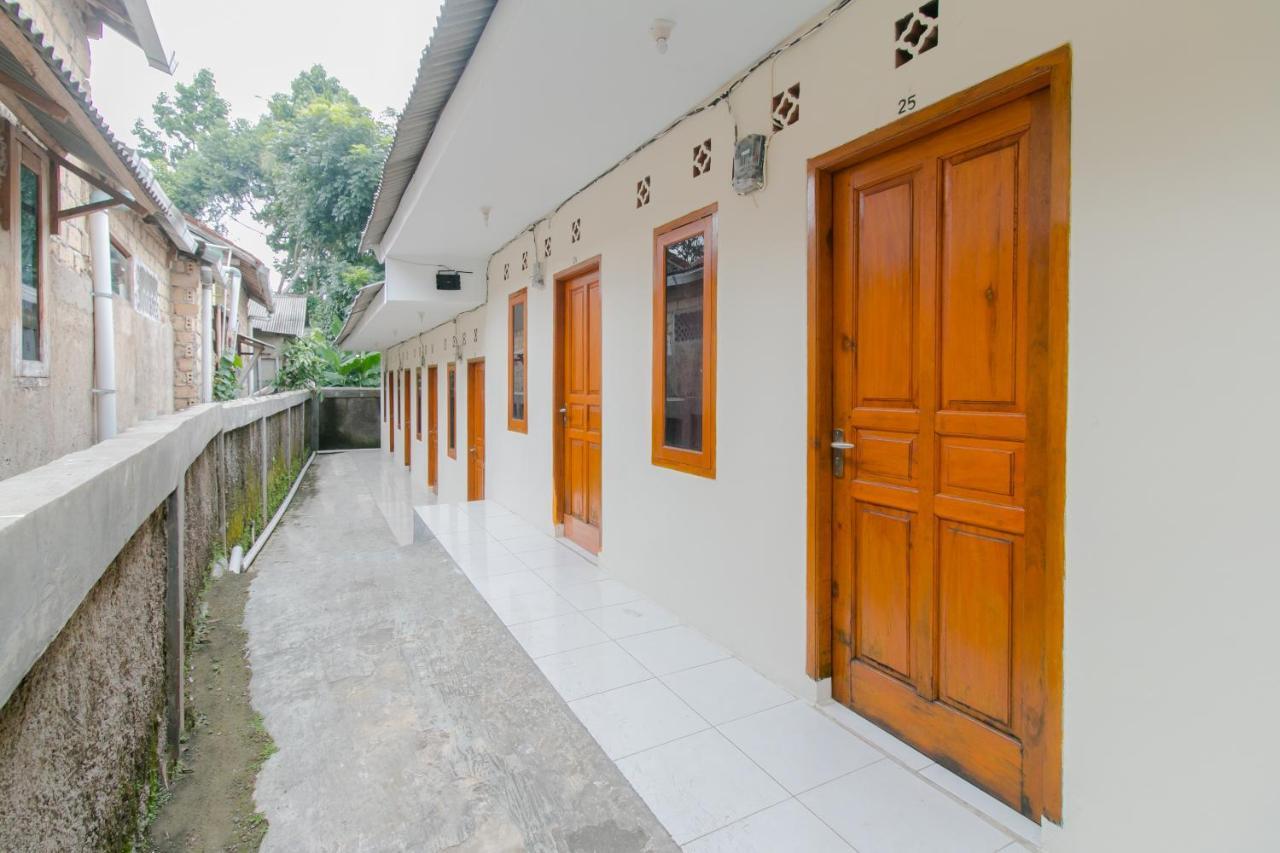 Ayu Homestay Syariah סוקאבומי מראה חיצוני תמונה